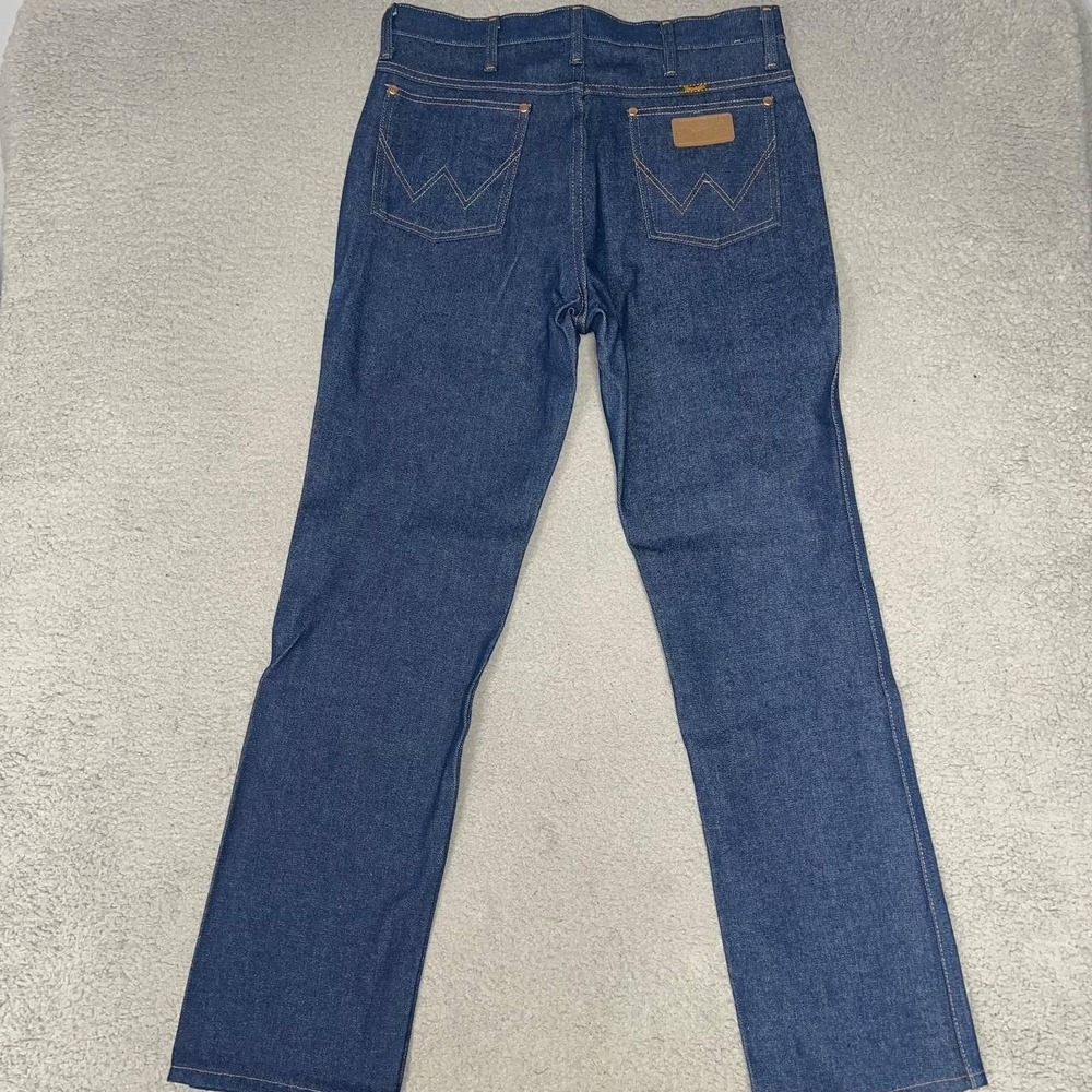 Wrangler Jeans Men's Size 33x32 (32x31) Blue Denim Cowboy Cut Straight Leg Pants